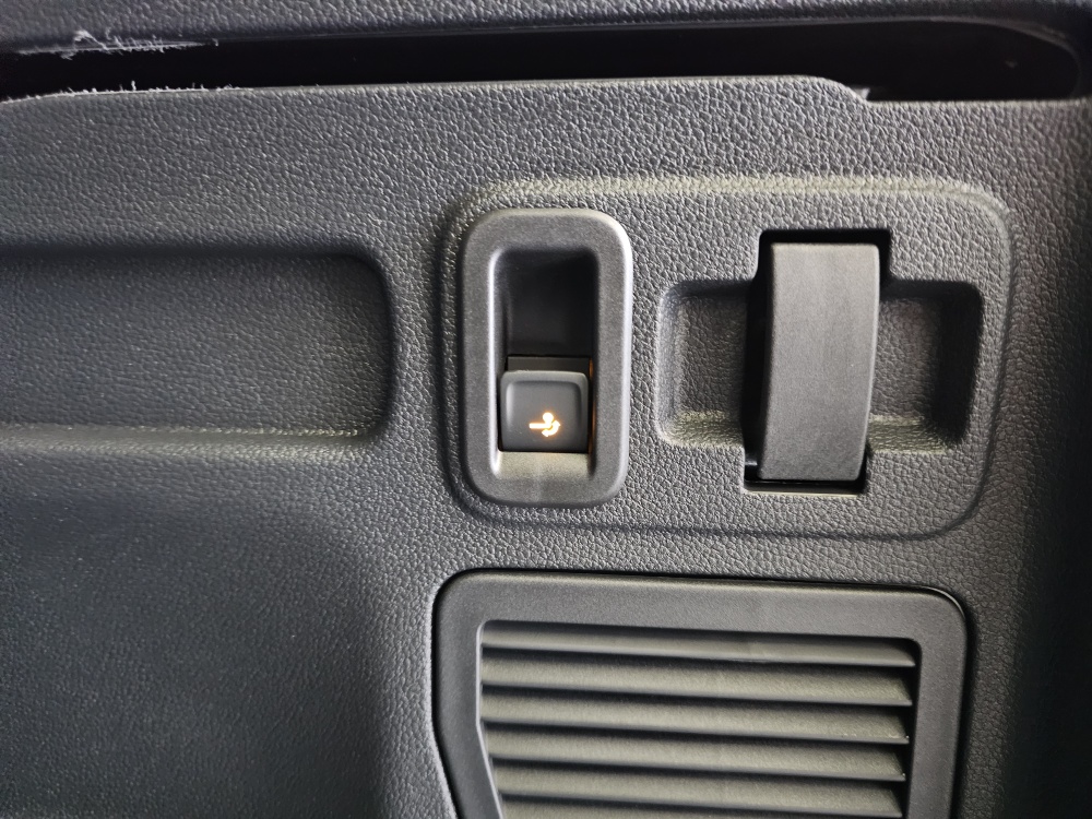 VW Touran  bei Hoffmann Automobile in Wolfsburg kaufen und sofort mitnehmen - Bild 3