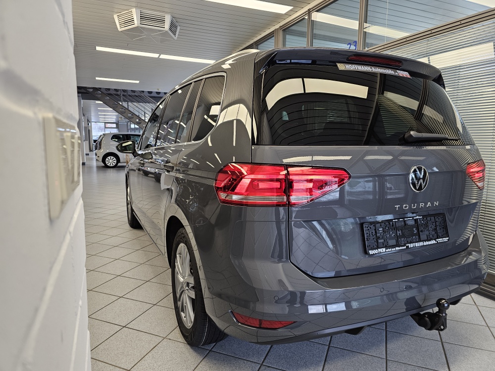VW Touran  bei Hoffmann Automobile in Wolfsburg kaufen und sofort mitnehmen - Bild 6