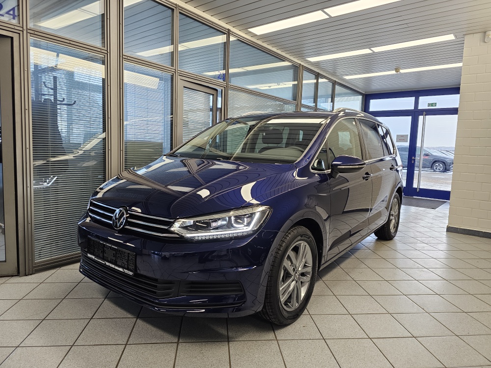 VW Touran  für nur 36.900,- € bei Hoffmann Automobile in Wolfsburg kaufen und sofort mitnehmen