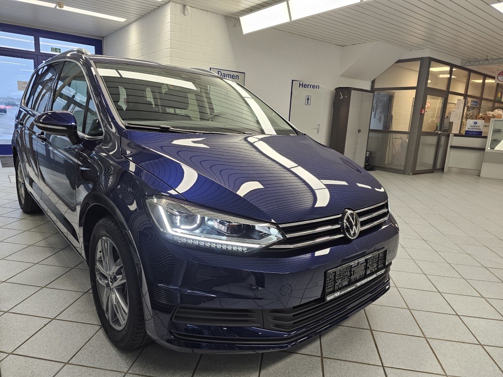 VW Touran bei Hoffmann Automobile in Wolfsburg kaufen und sofort mitnehmen - Bild 30