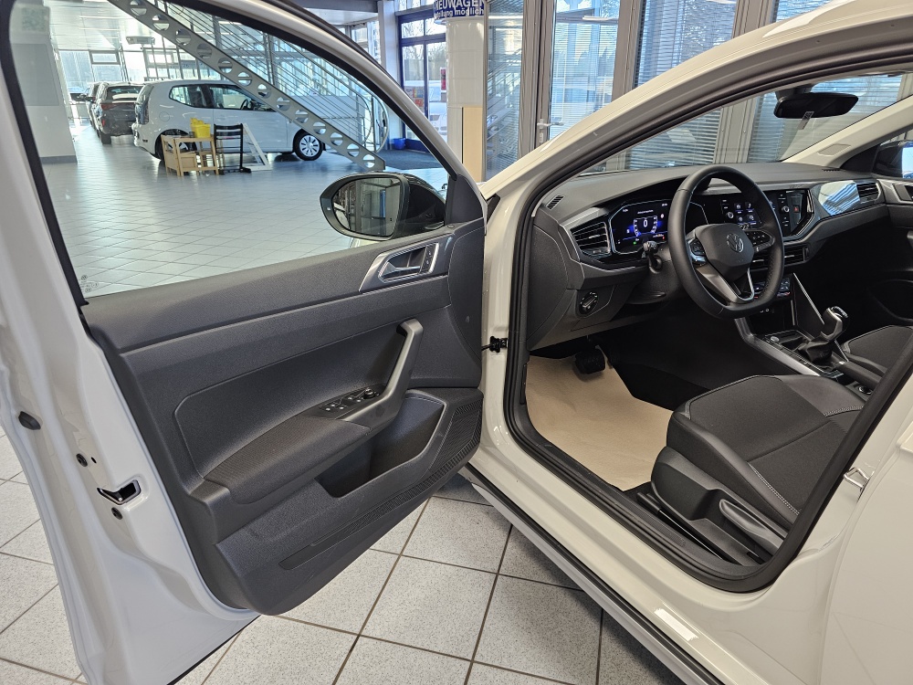 VW Taigo  bei Hoffmann Automobile in Wolfsburg kaufen und sofort mitnehmen - Bild 25