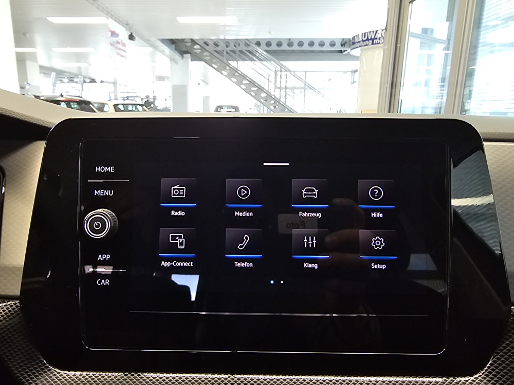 VW T-Cross bei Hoffmann Automobile in Wolfsburg kaufen und sofort mitnehmen - Bild 10