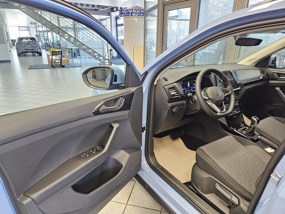 VW T-Cross bei Hoffmann Automobile in Wolfsburg kaufen und sofort mitnehmen - Bild 23