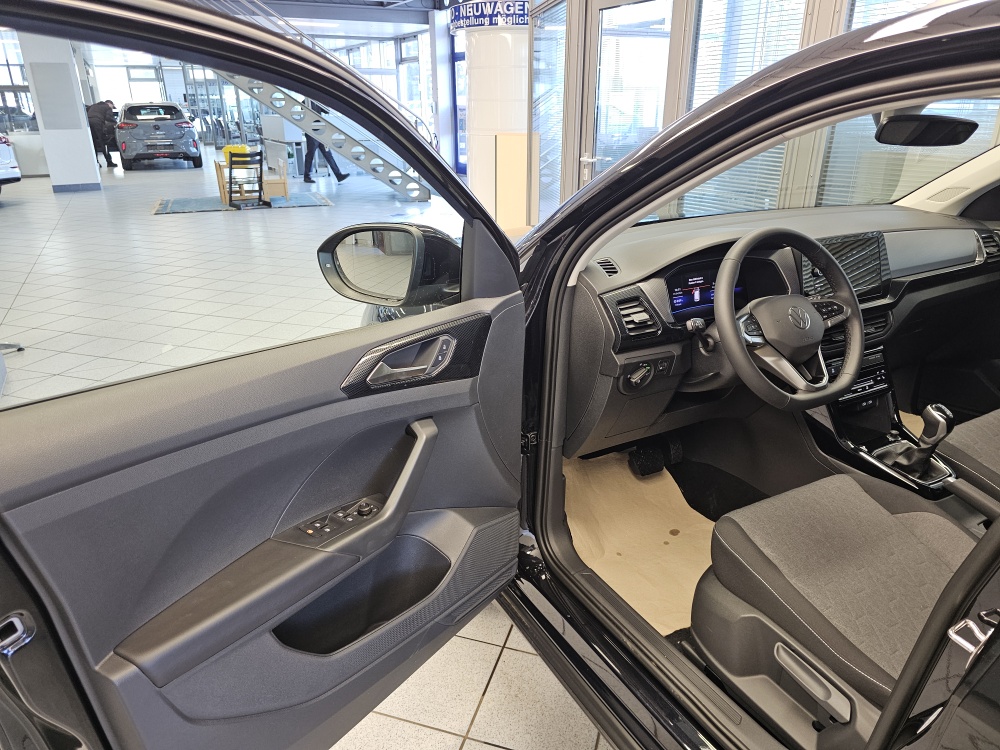VW T-Cross bei Hoffmann Automobile in Wolfsburg kaufen und sofort mitnehmen - Bild 23
