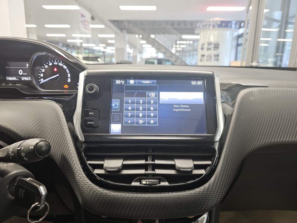 Peugeot 2008  bei Hoffmann Automobile in Wolfsburg kaufen und sofort mitnehmen - Bild 10