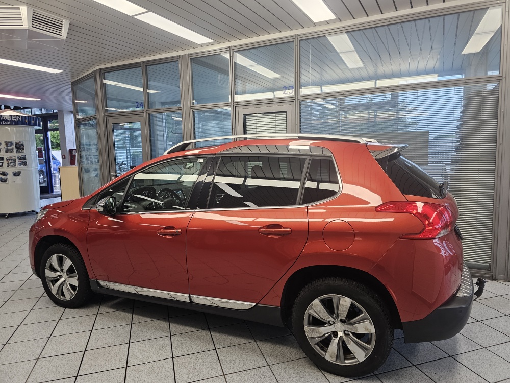 Peugeot 2008  bei Hoffmann Automobile in Wolfsburg kaufen und sofort mitnehmen - Bild 16