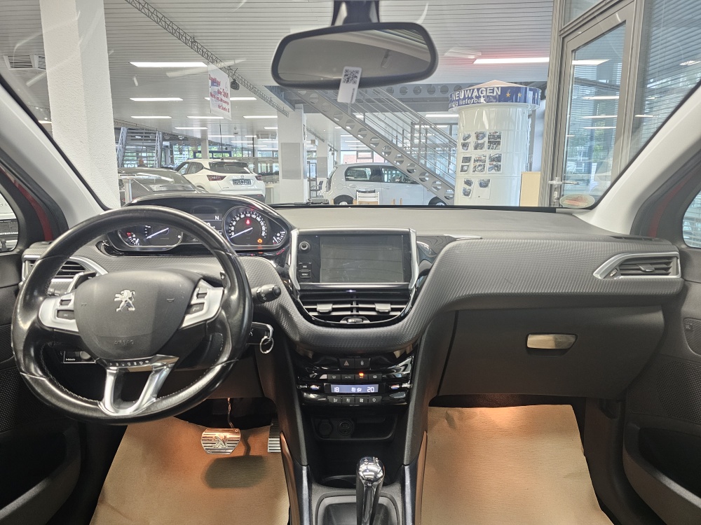 Peugeot 2008  bei Hoffmann Automobile in Wolfsburg kaufen und sofort mitnehmen - Bild 7