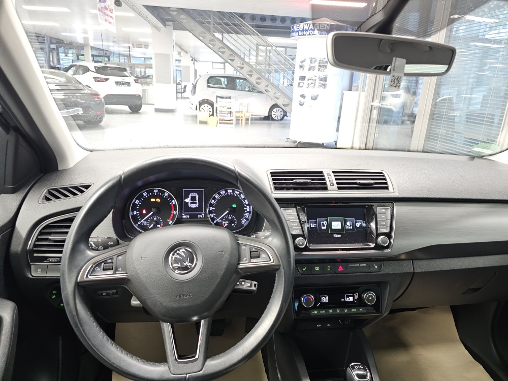 Skoda Fabia  bei Hoffmann Automobile in Wolfsburg kaufen und sofort mitnehmen - Bild 10