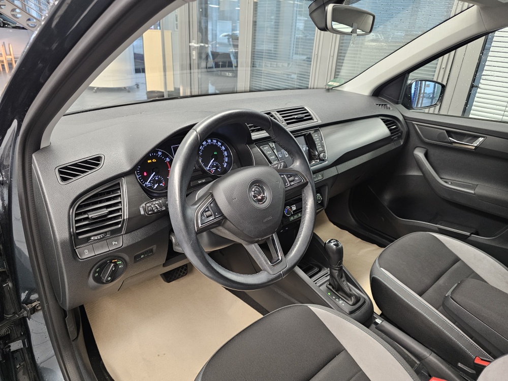 Skoda Fabia  bei Hoffmann Automobile in Wolfsburg kaufen und sofort mitnehmen - Bild 11