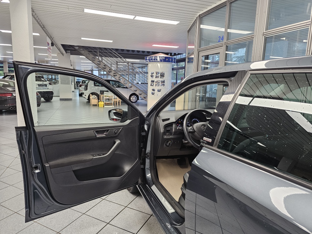 Skoda Fabia  bei Hoffmann Automobile in Wolfsburg kaufen und sofort mitnehmen - Bild 13