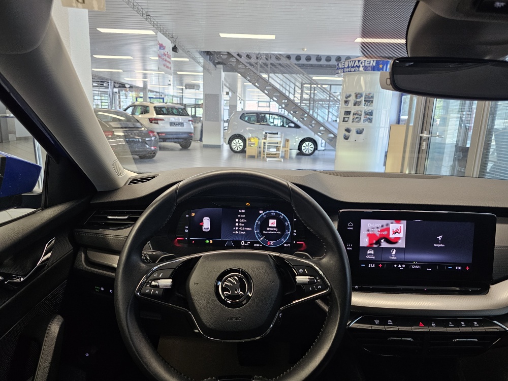Skoda Octavia Combi  bei Hoffmann Automobile in Wolfsburg kaufen und sofort mitnehmen - Bild 18
