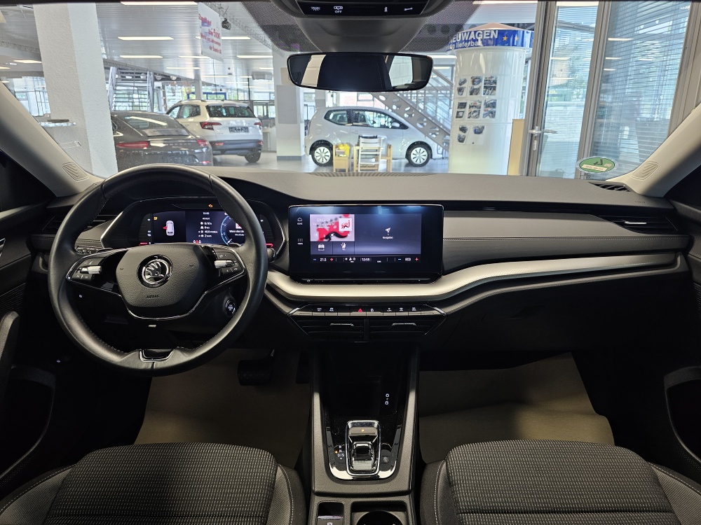 Skoda Octavia Combi  bei Hoffmann Automobile in Wolfsburg kaufen und sofort mitnehmen - Bild 6