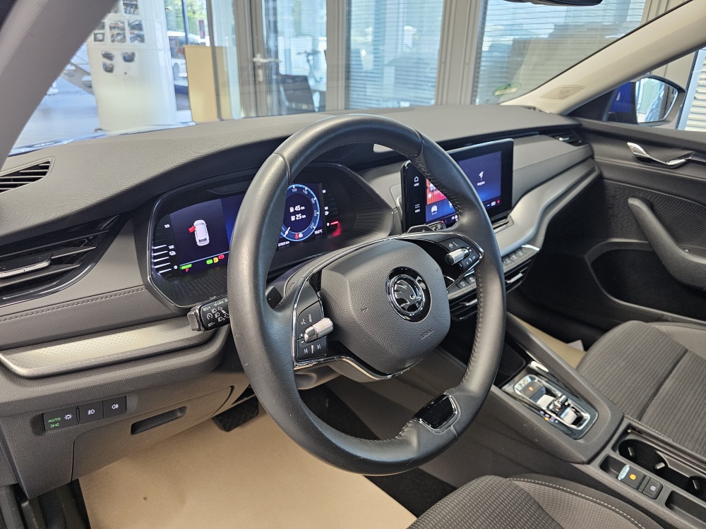 Skoda Octavia Combi  bei Hoffmann Automobile in Wolfsburg kaufen und sofort mitnehmen - Bild 19