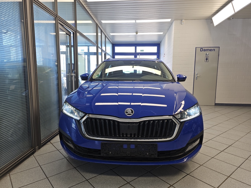 Skoda Octavia Combi  bei Hoffmann Automobile in Wolfsburg kaufen und sofort mitnehmen - Bild 24