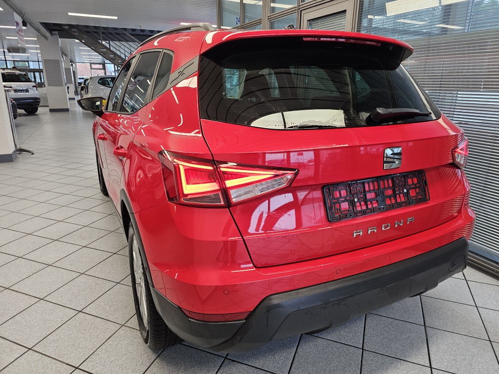 Seat Arona  bei Hoffmann Automobile in Wolfsburg kaufen und sofort mitnehmen - Bild 3