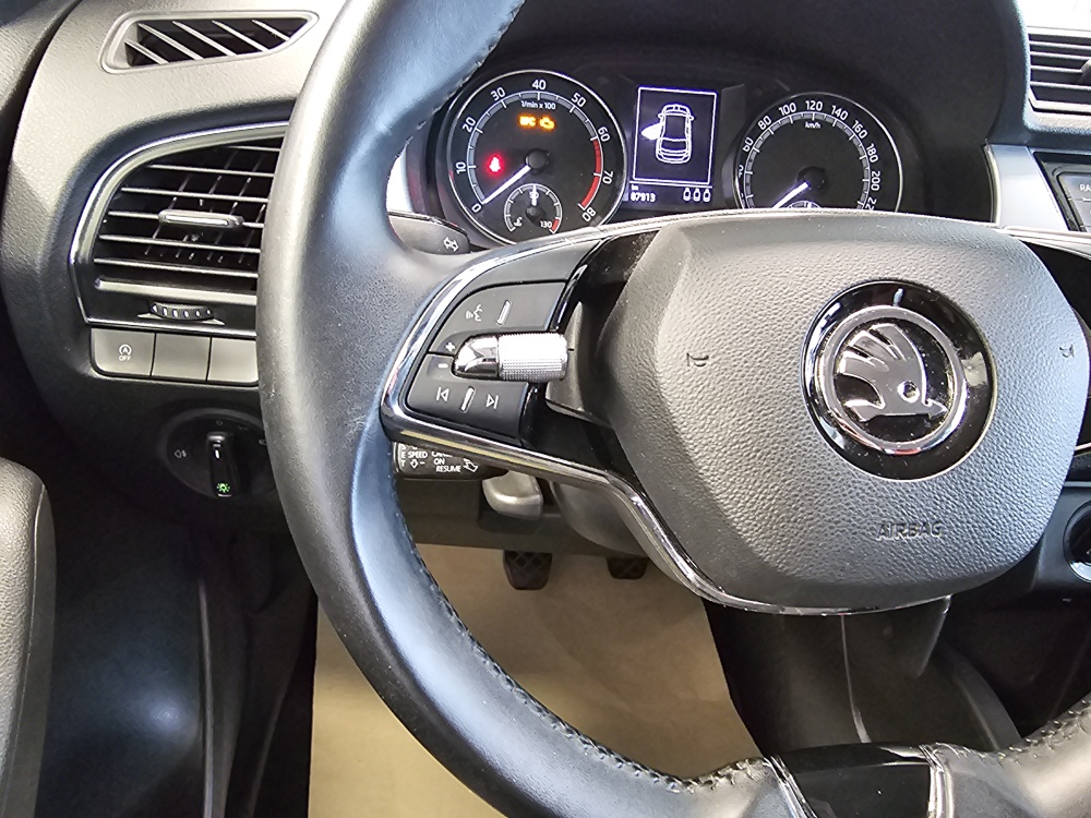 Skoda Fabia  bei Hoffmann Automobile in Wolfsburg kaufen und sofort mitnehmen - Bild 14