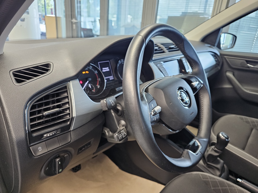 Skoda Fabia  bei Hoffmann Automobile in Wolfsburg kaufen und sofort mitnehmen - Bild 17