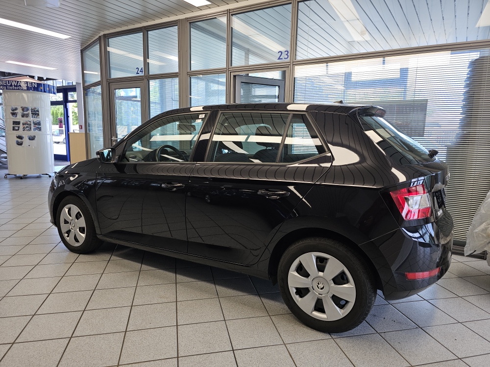 Skoda Fabia  bei Hoffmann Automobile in Wolfsburg kaufen und sofort mitnehmen - Bild 20