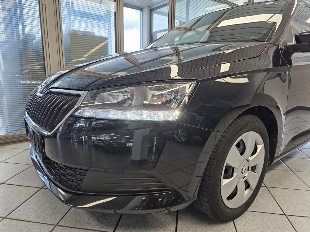 Skoda Fabia  bei Hoffmann Automobile in Wolfsburg kaufen und sofort mitnehmen - Bild 21