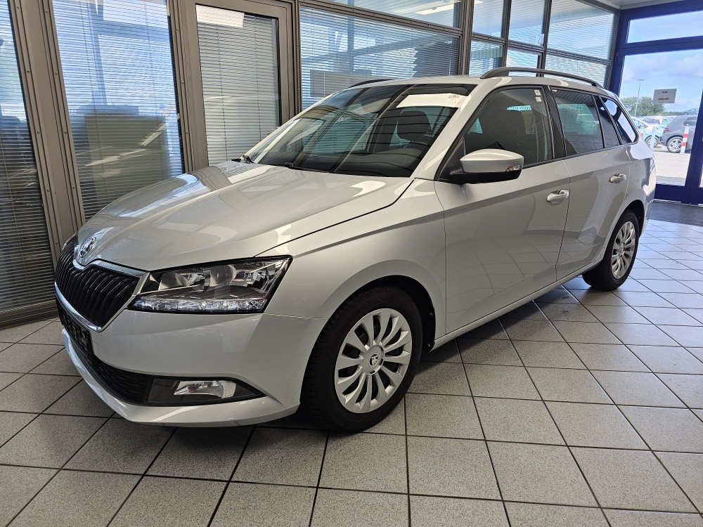 Skoda Fabia Combi Ambition für nur 17.400,- € bei Hoffmann Automobile in Wolfsburg kaufen und sofort mitnehmen