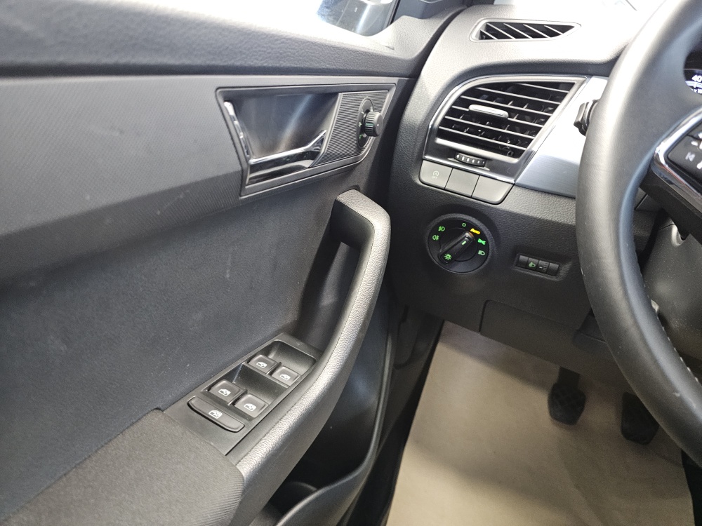Skoda Fabia Combi  bei Hoffmann Automobile in Wolfsburg kaufen und sofort mitnehmen - Bild 15