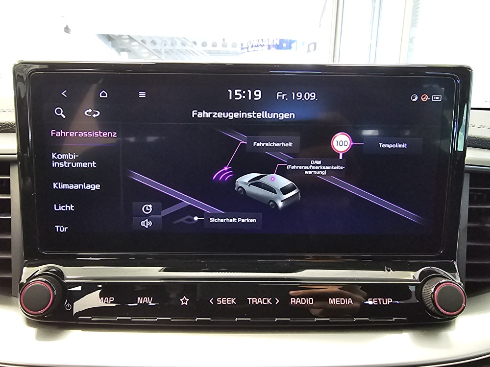 Kia Ceed  bei Hoffmann Automobile in Wolfsburg kaufen und sofort mitnehmen - Bild 16