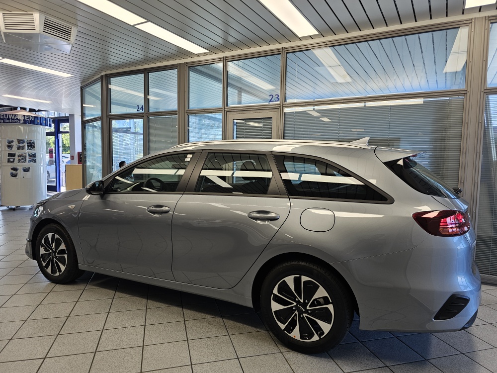 Kia Ceed  bei Hoffmann Automobile in Wolfsburg kaufen und sofort mitnehmen - Bild 25