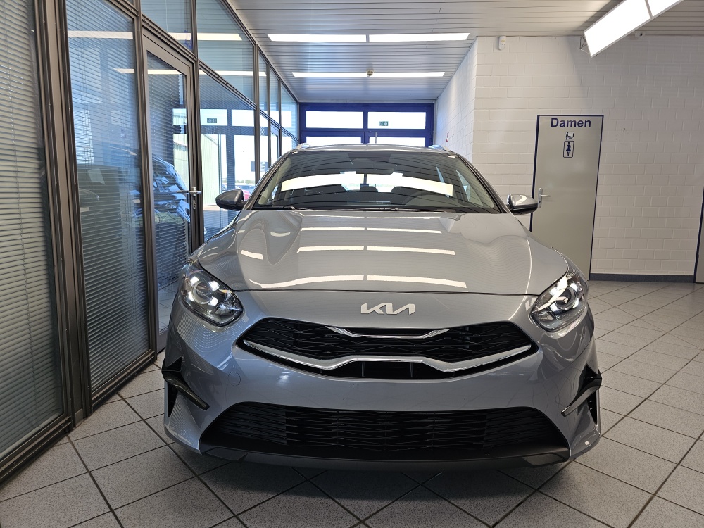 Kia Ceed  bei Hoffmann Automobile in Wolfsburg kaufen und sofort mitnehmen - Bild 27