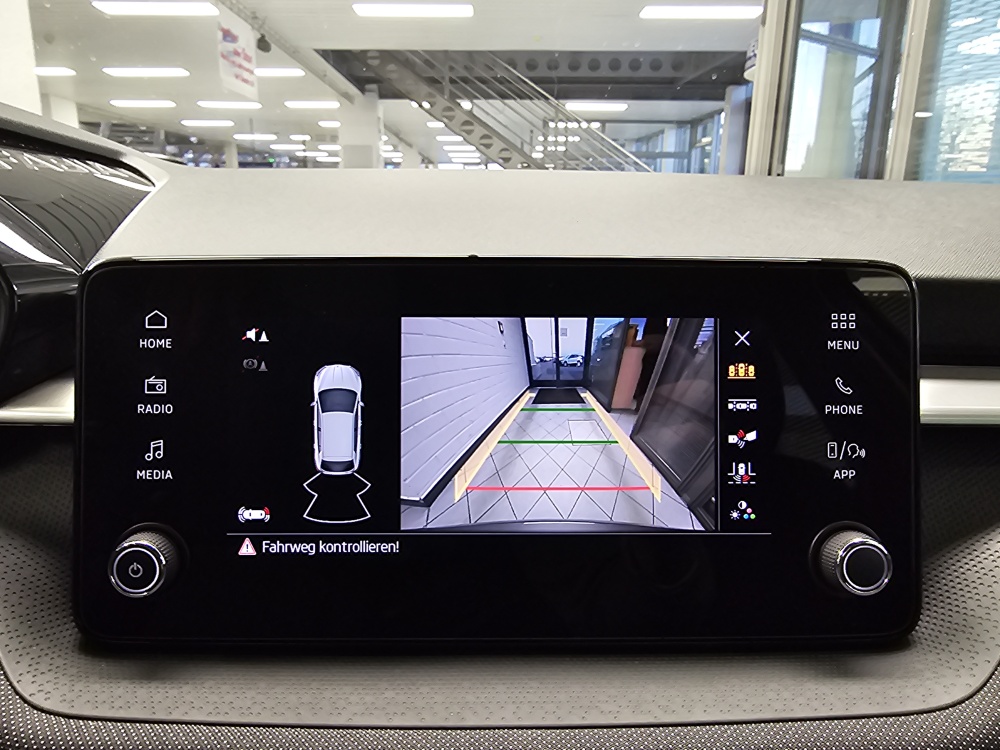 Skoda Fabia bei Hoffmann Automobile in Wolfsburg kaufen und sofort mitnehmen - Bild 14