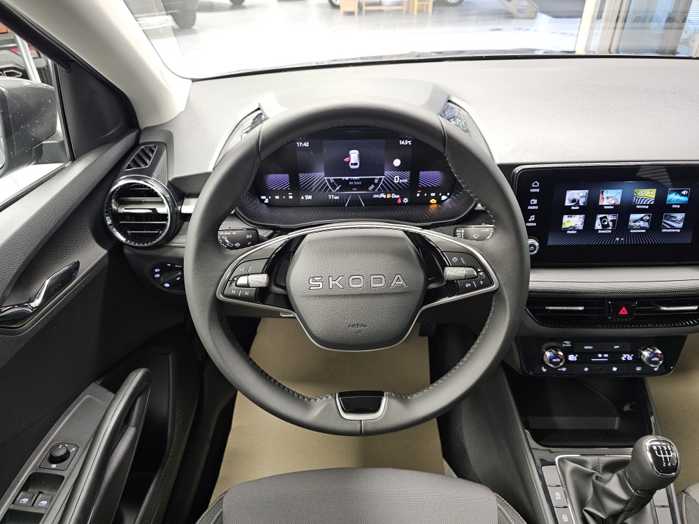 Skoda Fabia bei Hoffmann Automobile in Wolfsburg kaufen und sofort mitnehmen - Bild 18