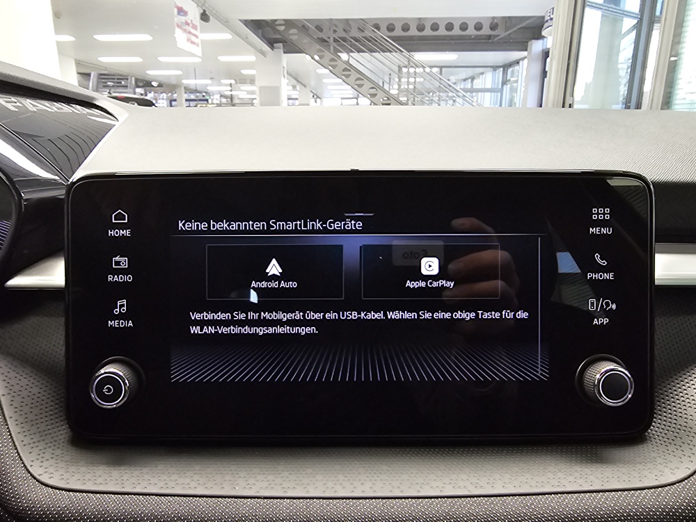 Skoda Fabia  bei Hoffmann Automobile in Wolfsburg kaufen und sofort mitnehmen - Bild 12