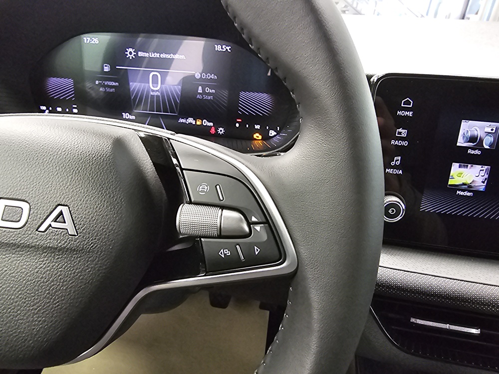 Skoda Fabia  bei Hoffmann Automobile in Wolfsburg kaufen und sofort mitnehmen - Bild 15