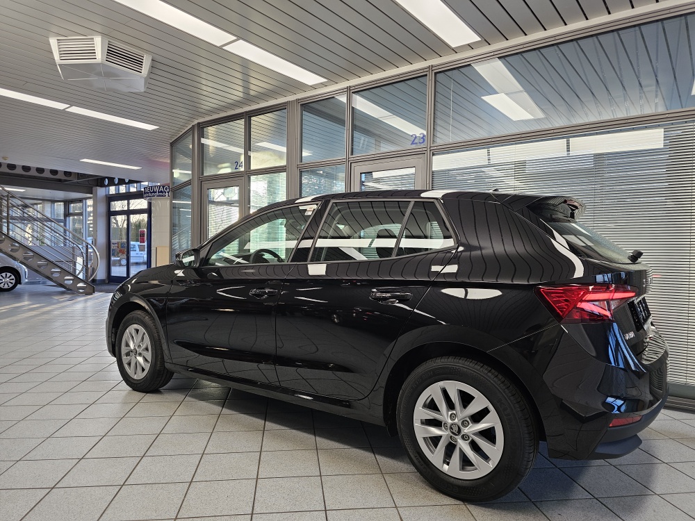 Skoda Fabia  bei Hoffmann Automobile in Wolfsburg kaufen und sofort mitnehmen - Bild 22