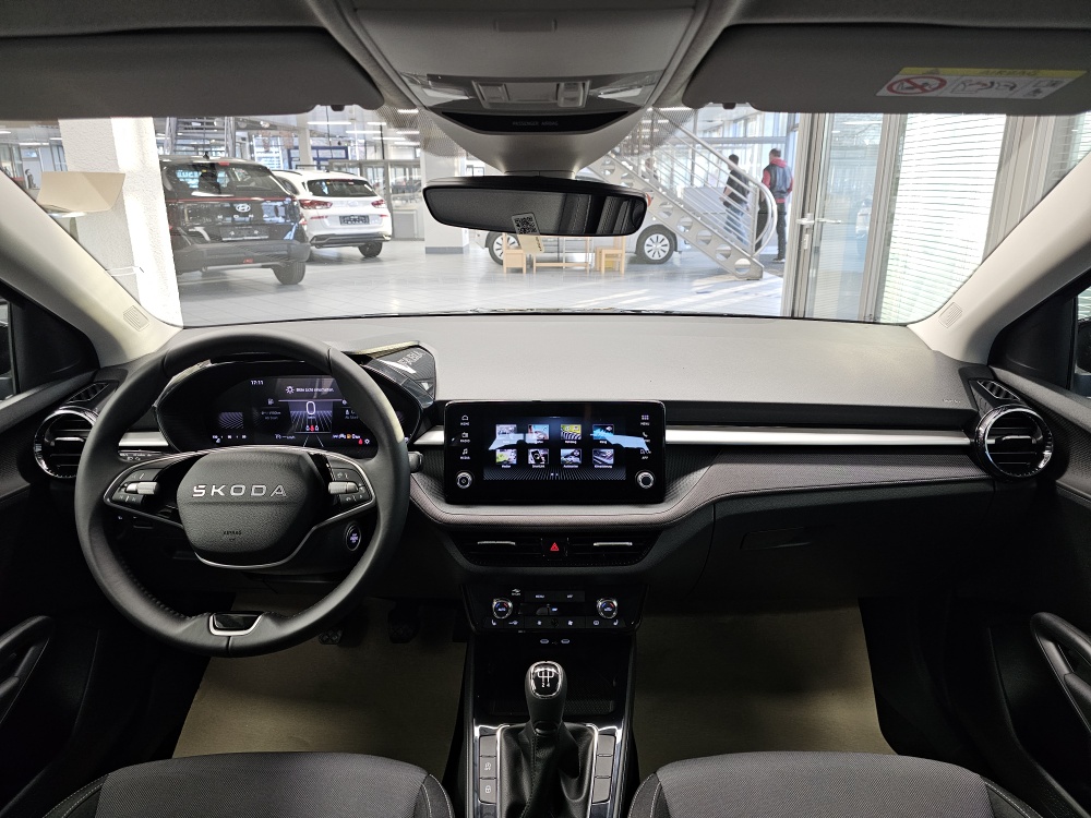 Skoda Fabia  bei Hoffmann Automobile in Wolfsburg kaufen und sofort mitnehmen - Bild 5