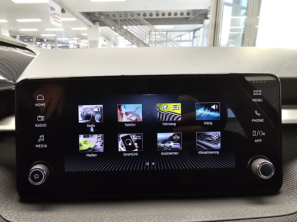 Skoda Fabia  bei Hoffmann Automobile in Wolfsburg kaufen und sofort mitnehmen - Bild 8