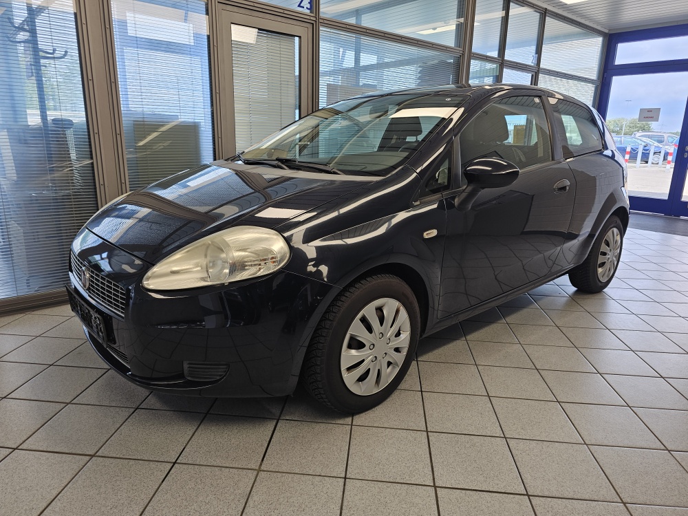 Fiat Punto  für nur 550,- € bei Hoffmann Automobile in Wolfsburg kaufen und sofort mitnehmen