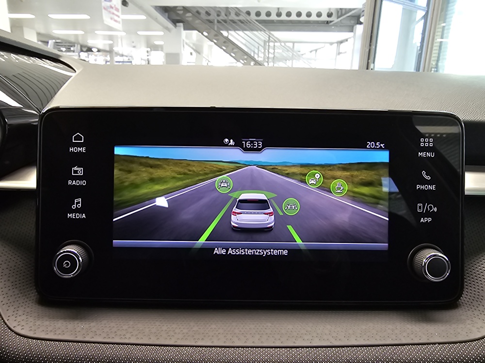 Skoda Fabia  bei Hoffmann Automobile in Wolfsburg kaufen und sofort mitnehmen - Bild 13