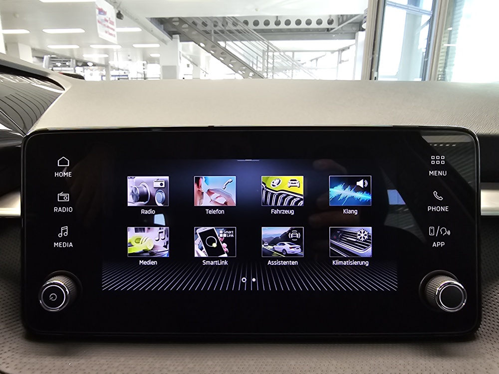 Skoda Fabia  bei Hoffmann Automobile in Wolfsburg kaufen und sofort mitnehmen - Bild 8