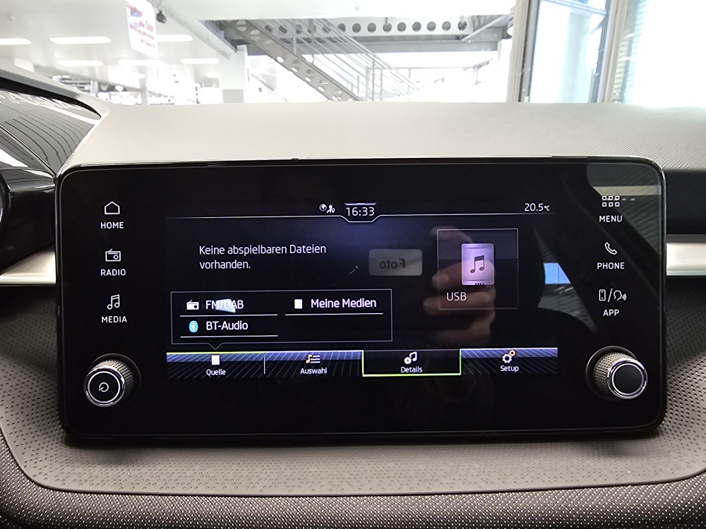 Skoda Fabia bei Hoffmann Automobile in Wolfsburg kaufen und sofort mitnehmen - Bild 11