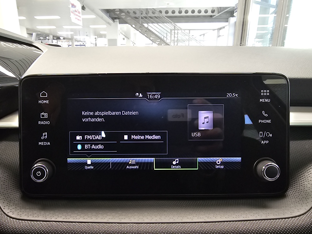 Skoda Fabia  bei Hoffmann Automobile in Wolfsburg kaufen und sofort mitnehmen - Bild 11