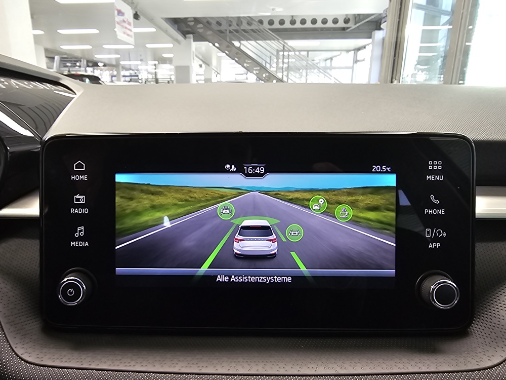 Skoda Fabia  bei Hoffmann Automobile in Wolfsburg kaufen und sofort mitnehmen - Bild 13