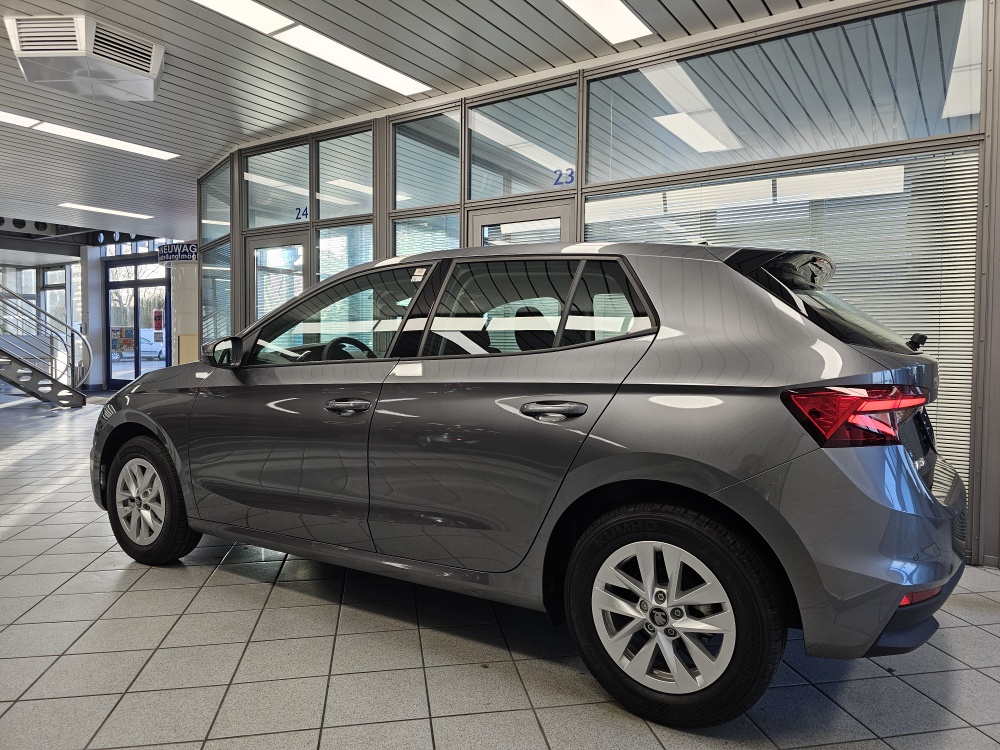 Skoda Fabia  bei Hoffmann Automobile in Wolfsburg kaufen und sofort mitnehmen - Bild 23