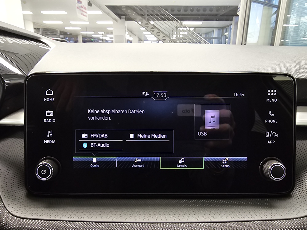 Skoda Fabia  bei Hoffmann Automobile in Wolfsburg kaufen und sofort mitnehmen - Bild 11