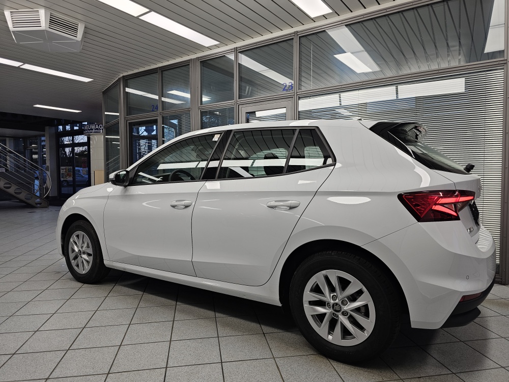 Skoda Fabia  bei Hoffmann Automobile in Wolfsburg kaufen und sofort mitnehmen - Bild 22