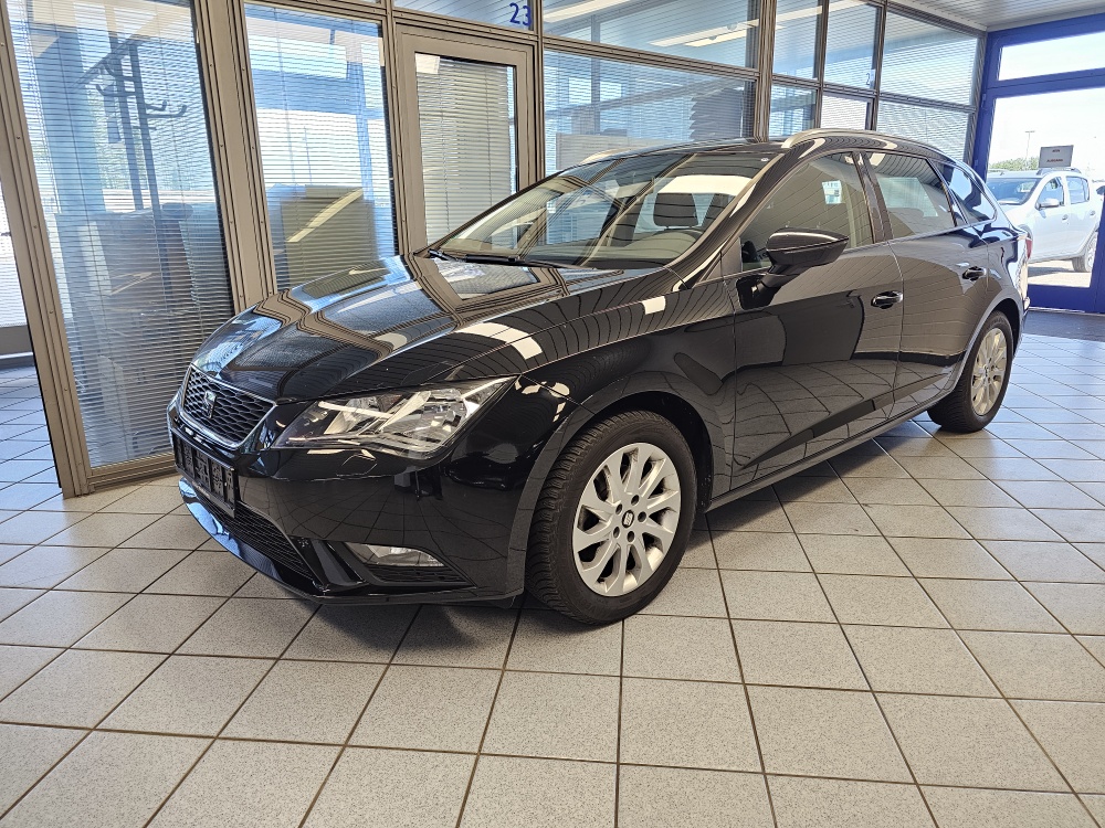 Seat Leon Sportstourer  ST  für nur 5.900,- € bei Hoffmann Automobile in Wolfsburg kaufen und sofort mitnehmen