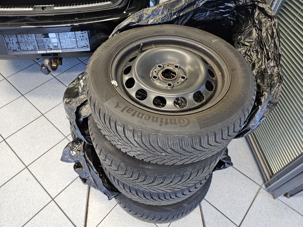 Seat Leon Sportstourer  ST  bei Hoffmann Automobile in Wolfsburg kaufen und sofort mitnehmen - Bild 4