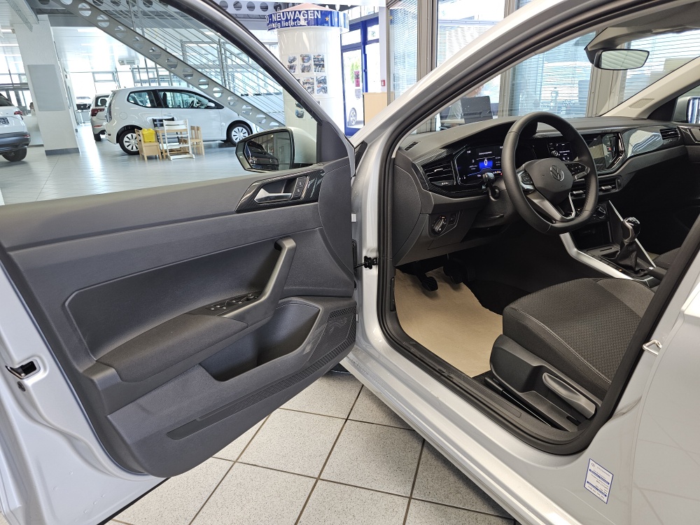 VW Polo  bei Hoffmann Automobile in Wolfsburg kaufen und sofort mitnehmen - Bild 19