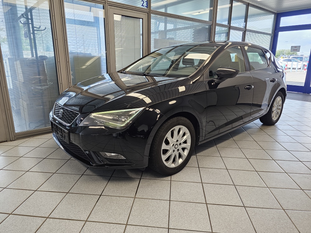 Seat Leon Reference für nur 4.600,- € bei Hoffmann Automobile in Wolfsburg kaufen und sofort mitnehmen