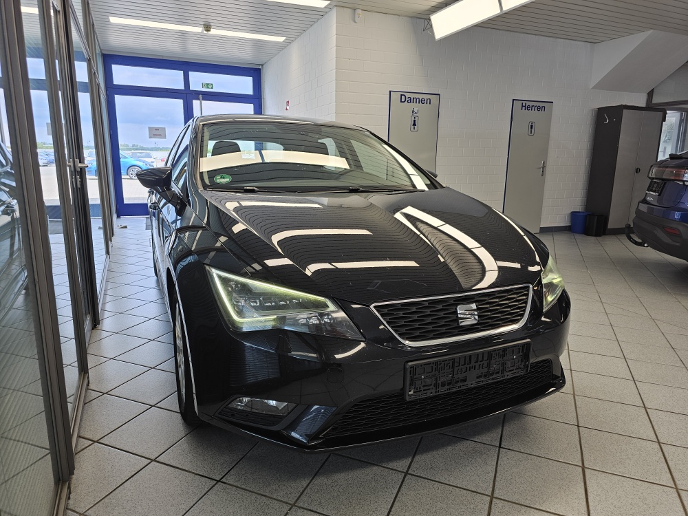 Seat Leon  bei Hoffmann Automobile in Wolfsburg kaufen und sofort mitnehmen - Bild 22
