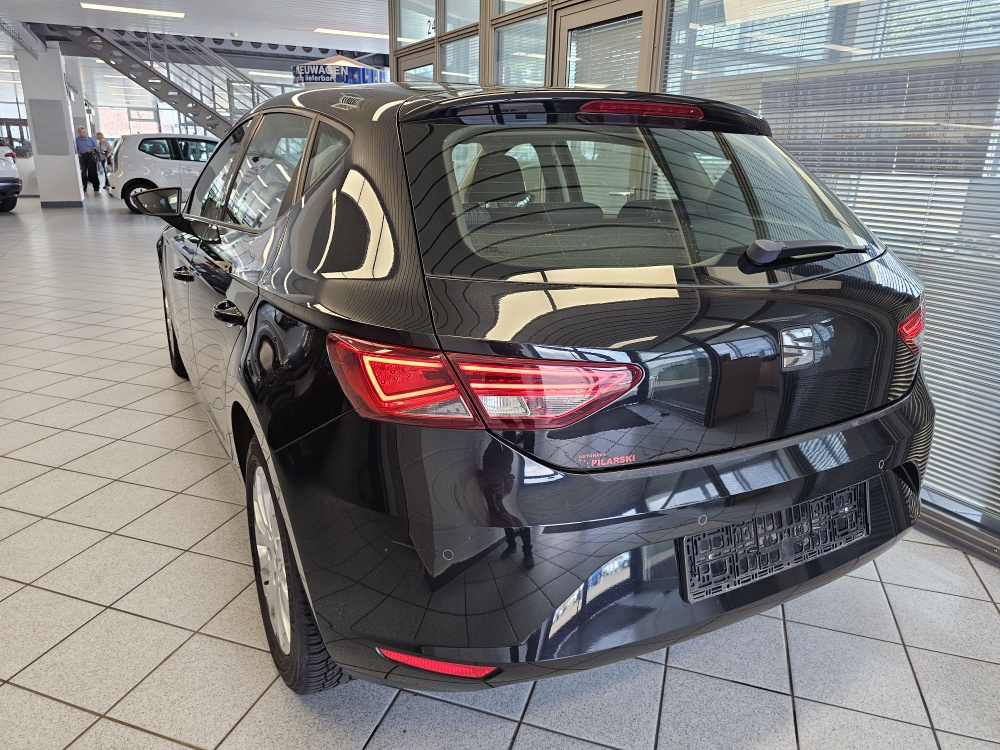 Seat Leon  bei Hoffmann Automobile in Wolfsburg kaufen und sofort mitnehmen - Bild 3